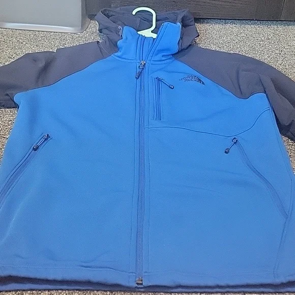 The North Face Jacket - Picture 3 of 7